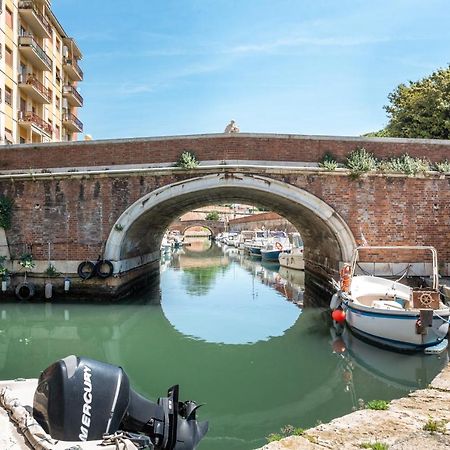 Piccola Venezia Canal View Charming Flat Livorno Buitenkant foto