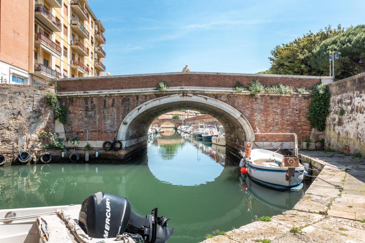Piccola Venezia Canal View Charming Flat Livorno Buitenkant foto